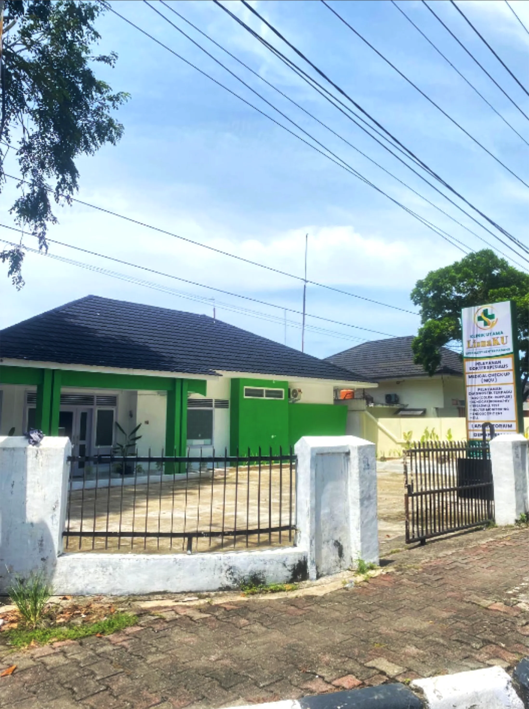Foto Klinik Utama Lisnaku Spesialis Center Padang